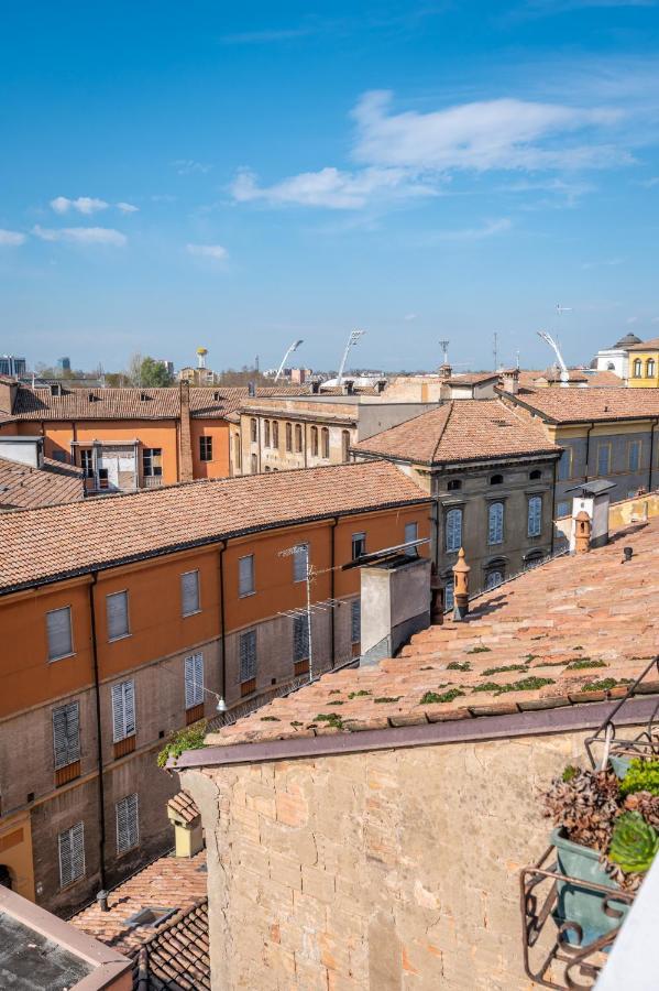 Dalla Bruna - Above The Roofs Of The Centre Modena Kültér fotó